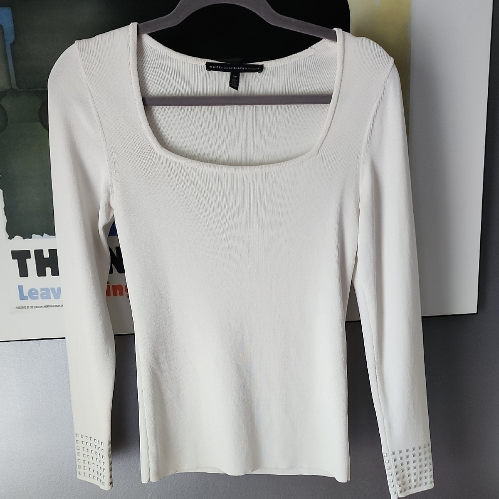 White House Black Market Long Sleeve Sweater